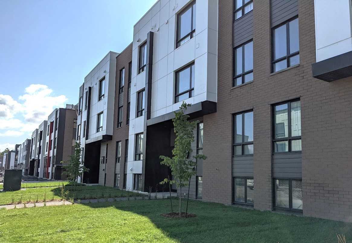 NUVO Penthouse Apartments 39 Rue MarjorieD.Shackleton, Gatineau, QC