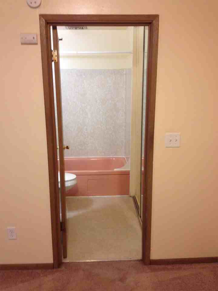 5035 15th Ave. N.E. - 205 #205 - Photo 6 of 10