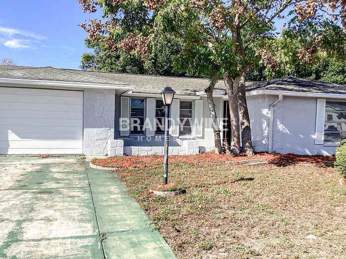 11215 Tamarix Ave - Photo 2 of 17