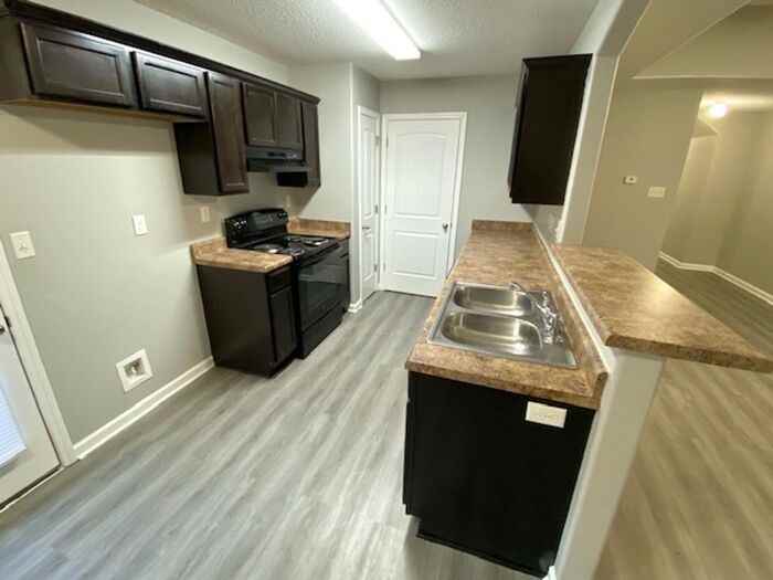 7407 Crayton Ridge Cv - Photo 3 of 22