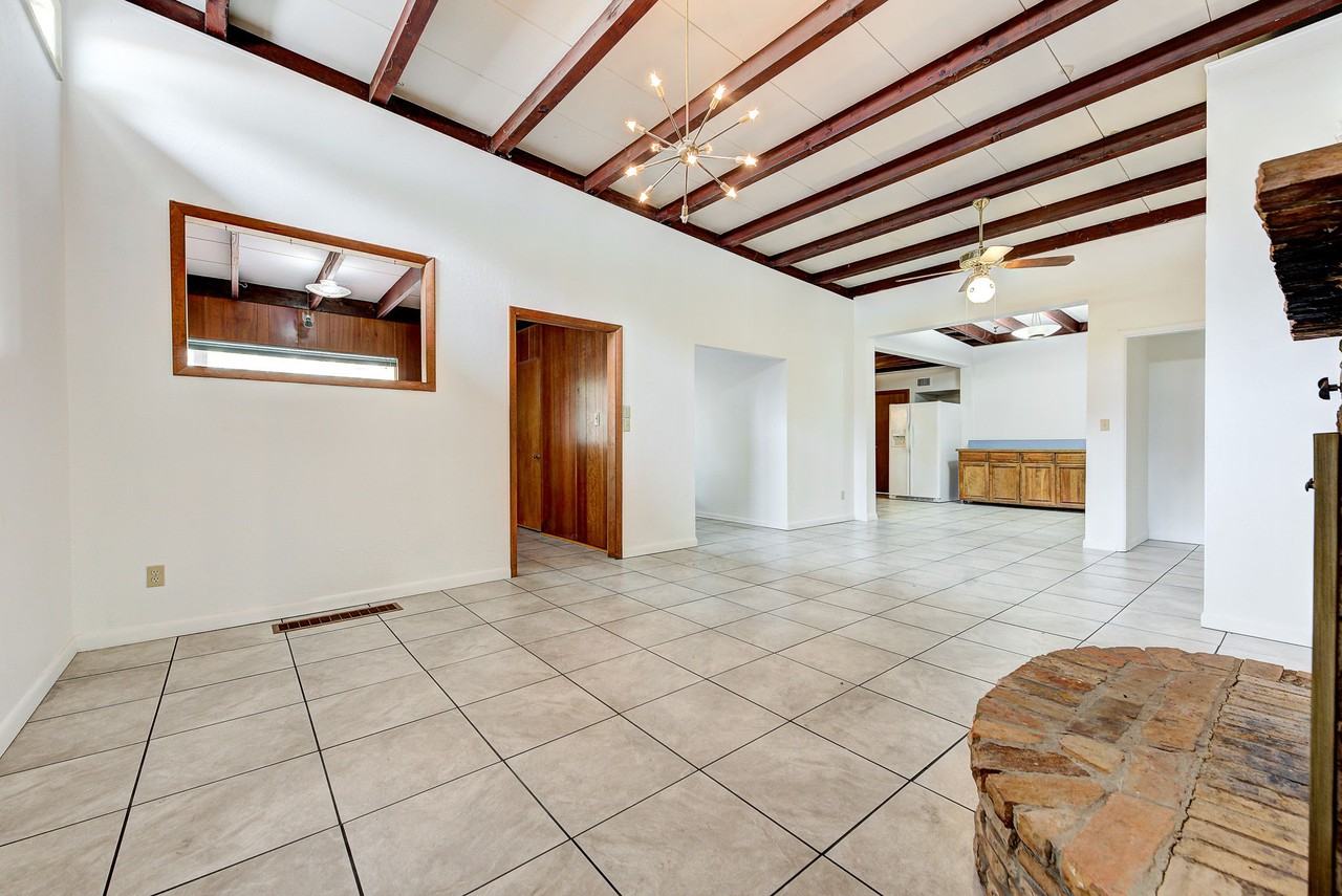 702 Morningside Drive #1 - Photo 5 of 23