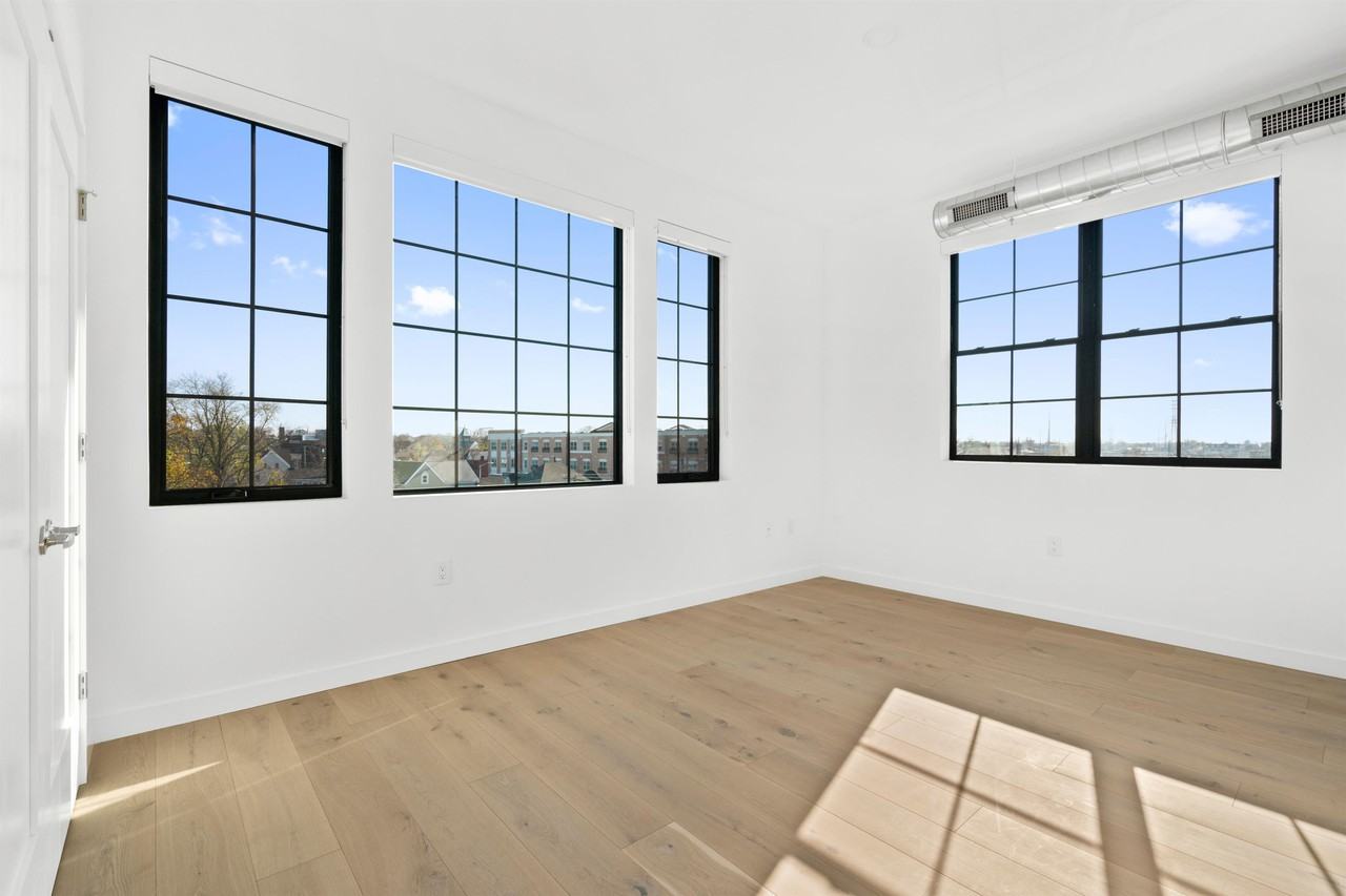 170 Monmouth St #450 - Photo 6 of 18