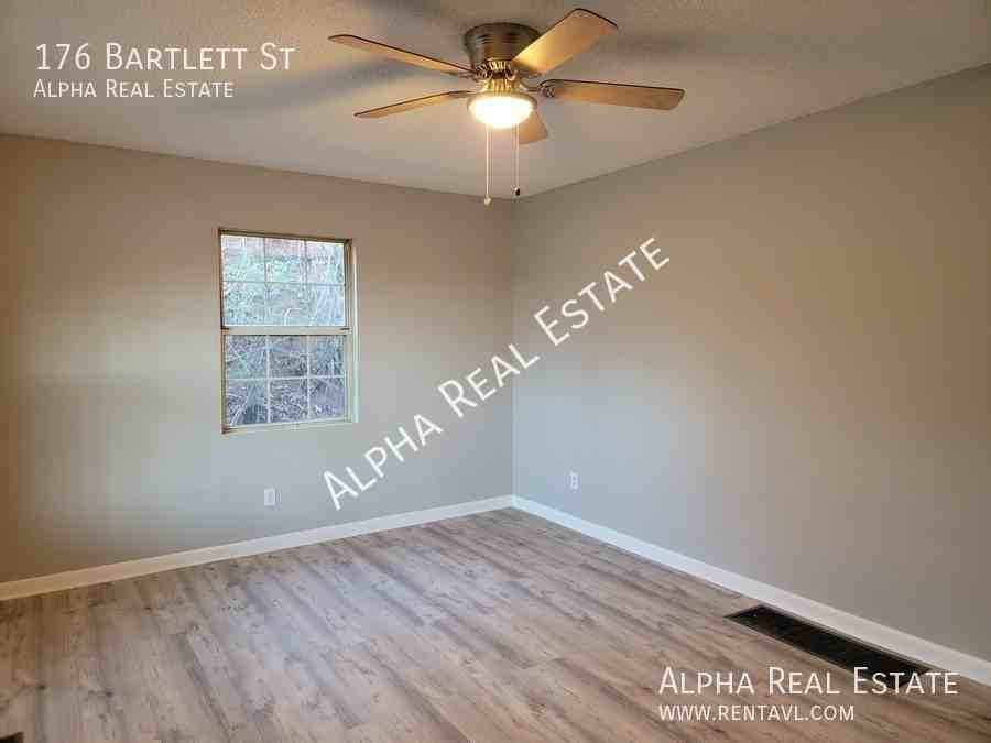 176 Bartlett St - Photo 3 of 25