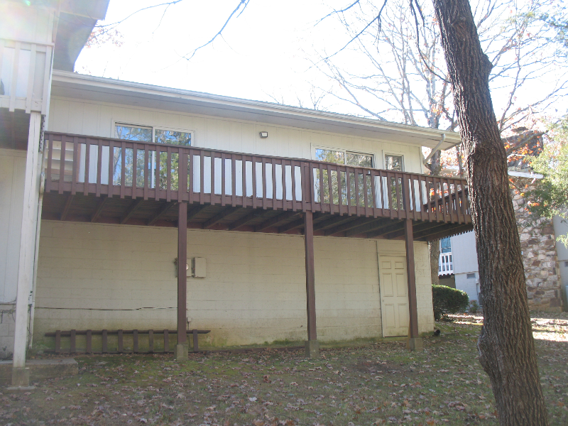 11 Akokisa Dr - Photo 2 of 17