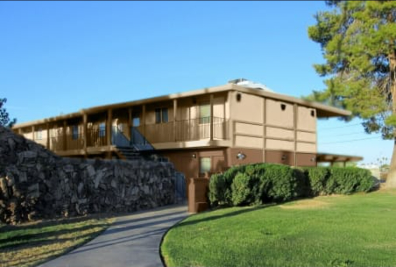 535 W Barnard St - Photo 3 of 6