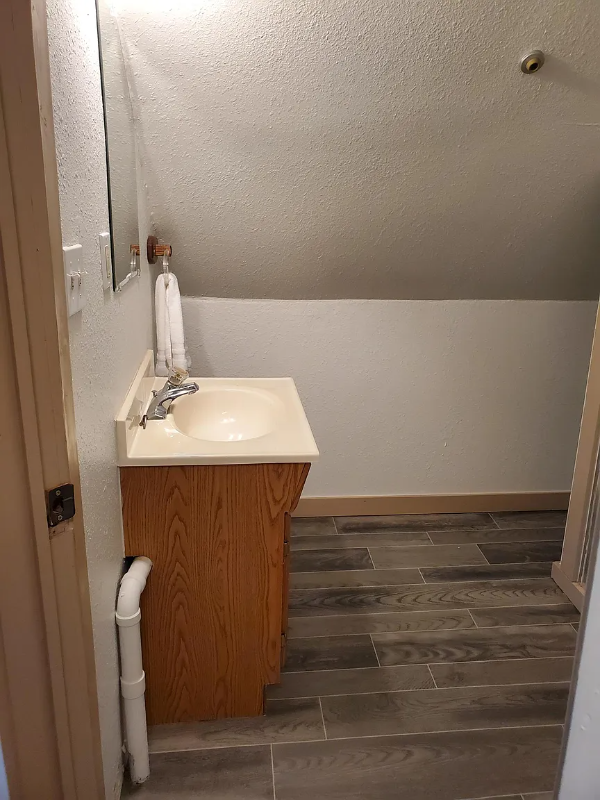 410S Main St #4 - Photo 5 of 7