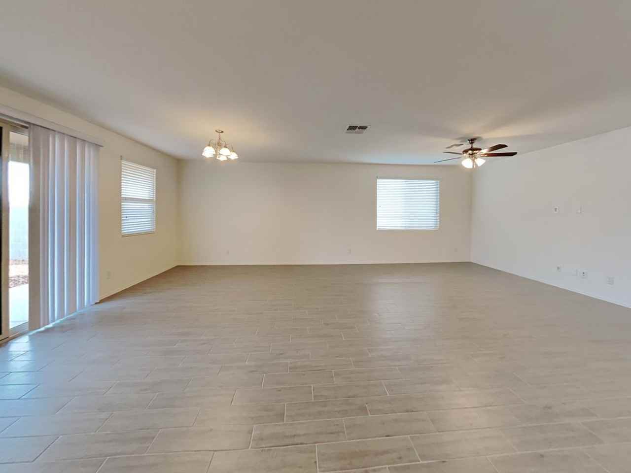 17810 W Gambit Trl - Photo 3 of 17