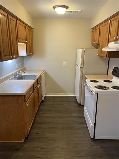 Huron River Newport *EPM* - Photo 3 of 30