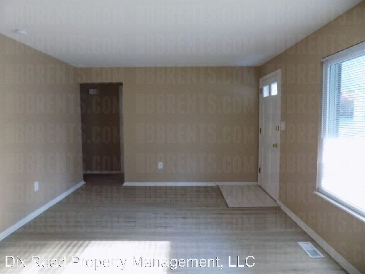 1006 Hazel Ave - Photo 3 of 12