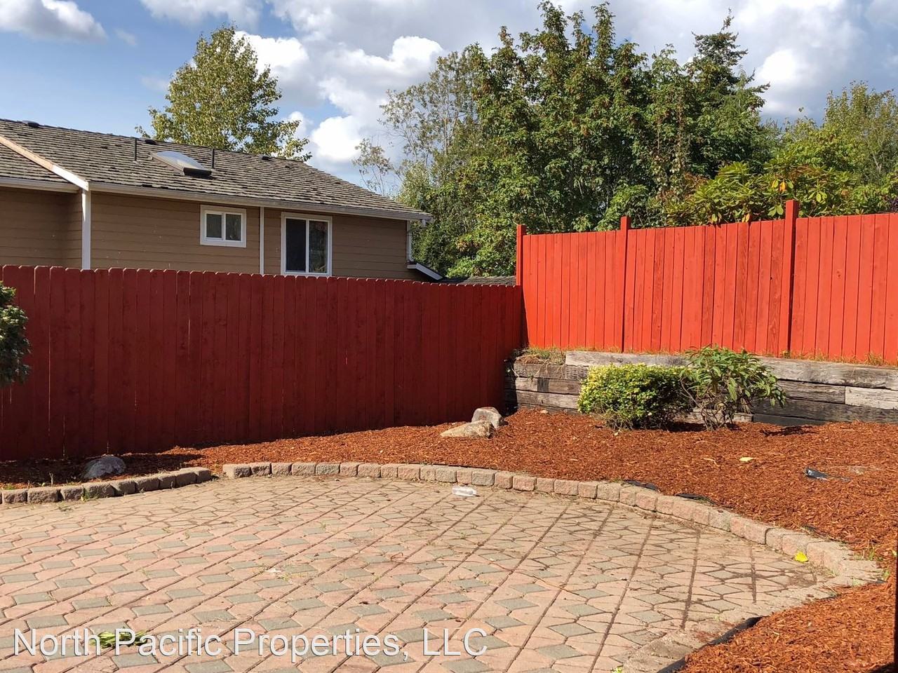 3007 Cedar Ave S - Photo 2 of 34