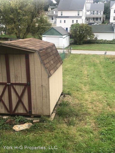22 E Main St - Photo 3 of 7