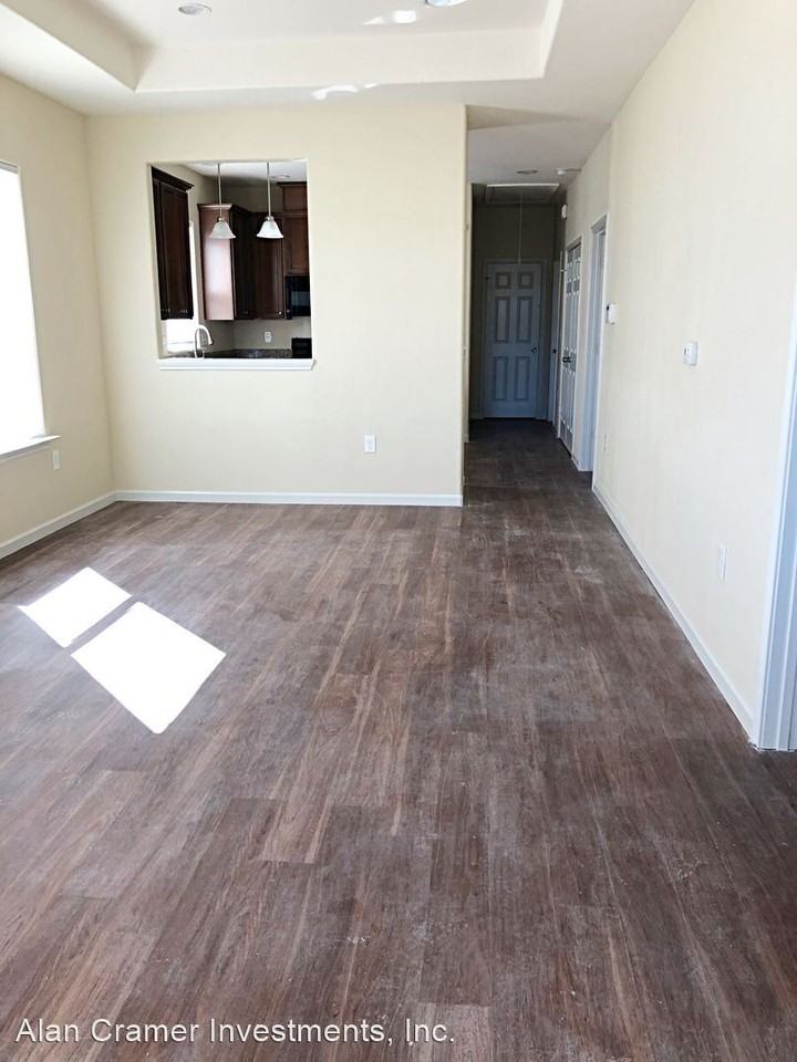 280 Stephenson Dr - Photo 2 of 11