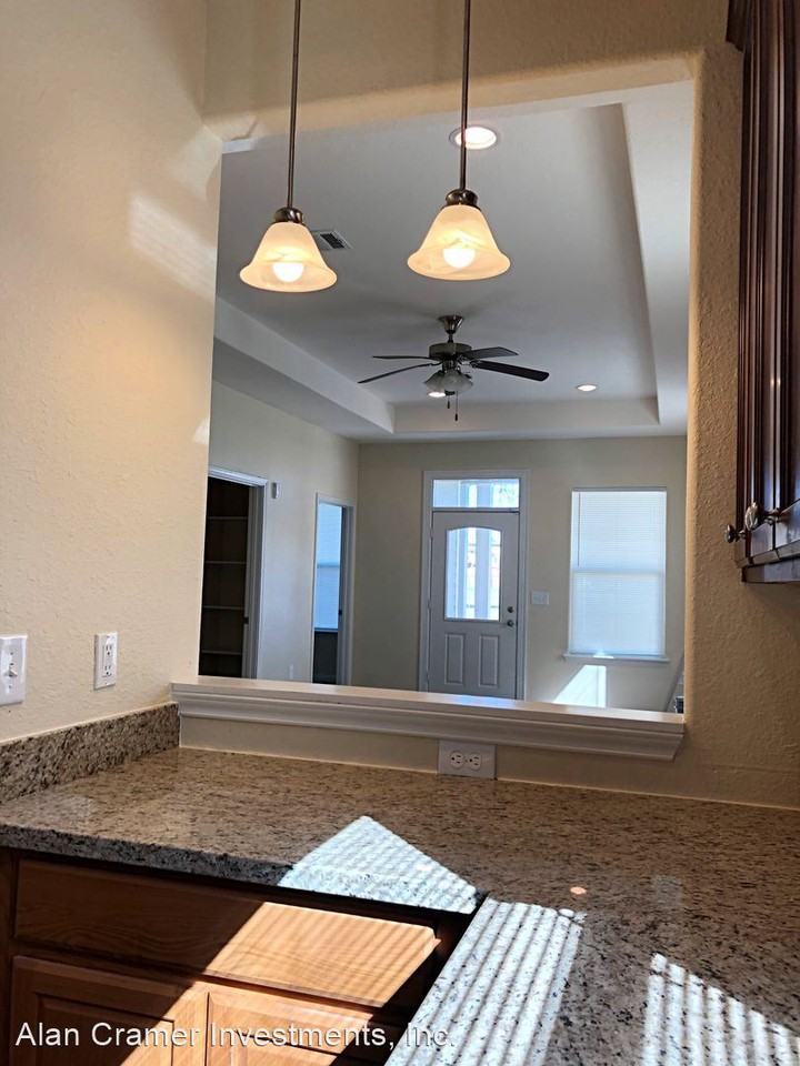280 Stephenson Dr - Photo 3 of 11