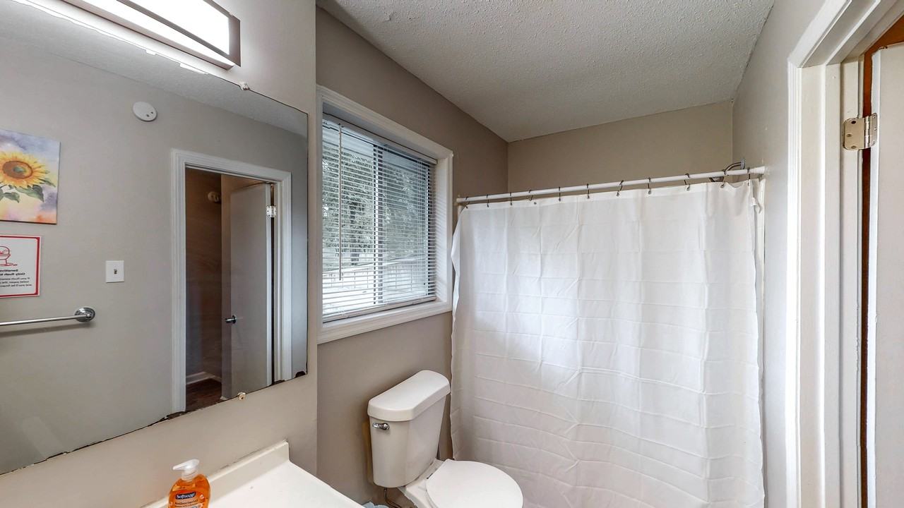 Leafwood Ln - Photo 5 of 12