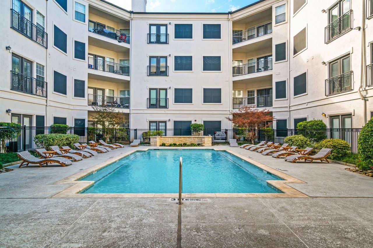 Tides at Midtown - Photo 2 of 23