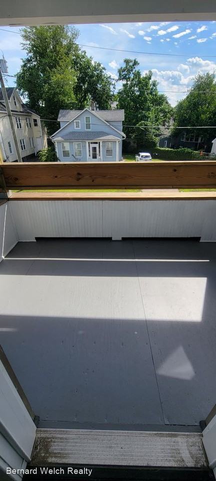 20-22 Denton Cir - Photo 3 of 21