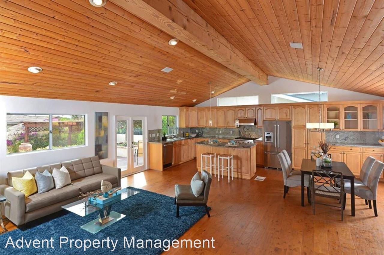 14219 Mango Dr - Photo 3 of 24