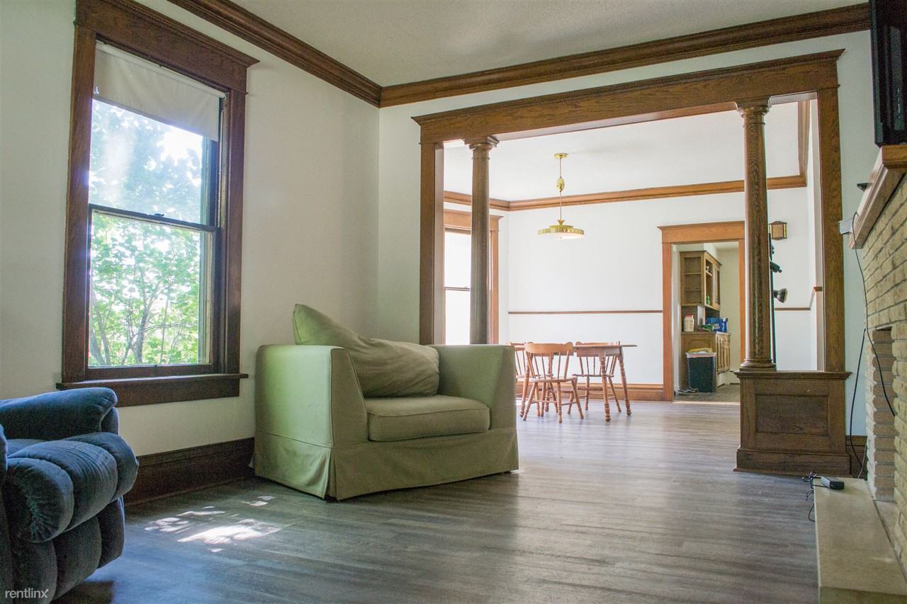 722 N Broad St - Photo 3 of 18