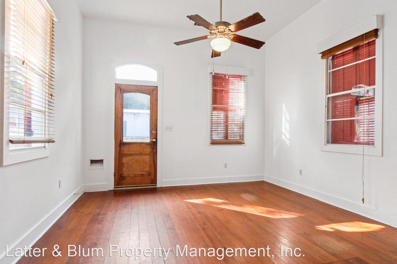 3427 Royal St - Photo 3 of 10