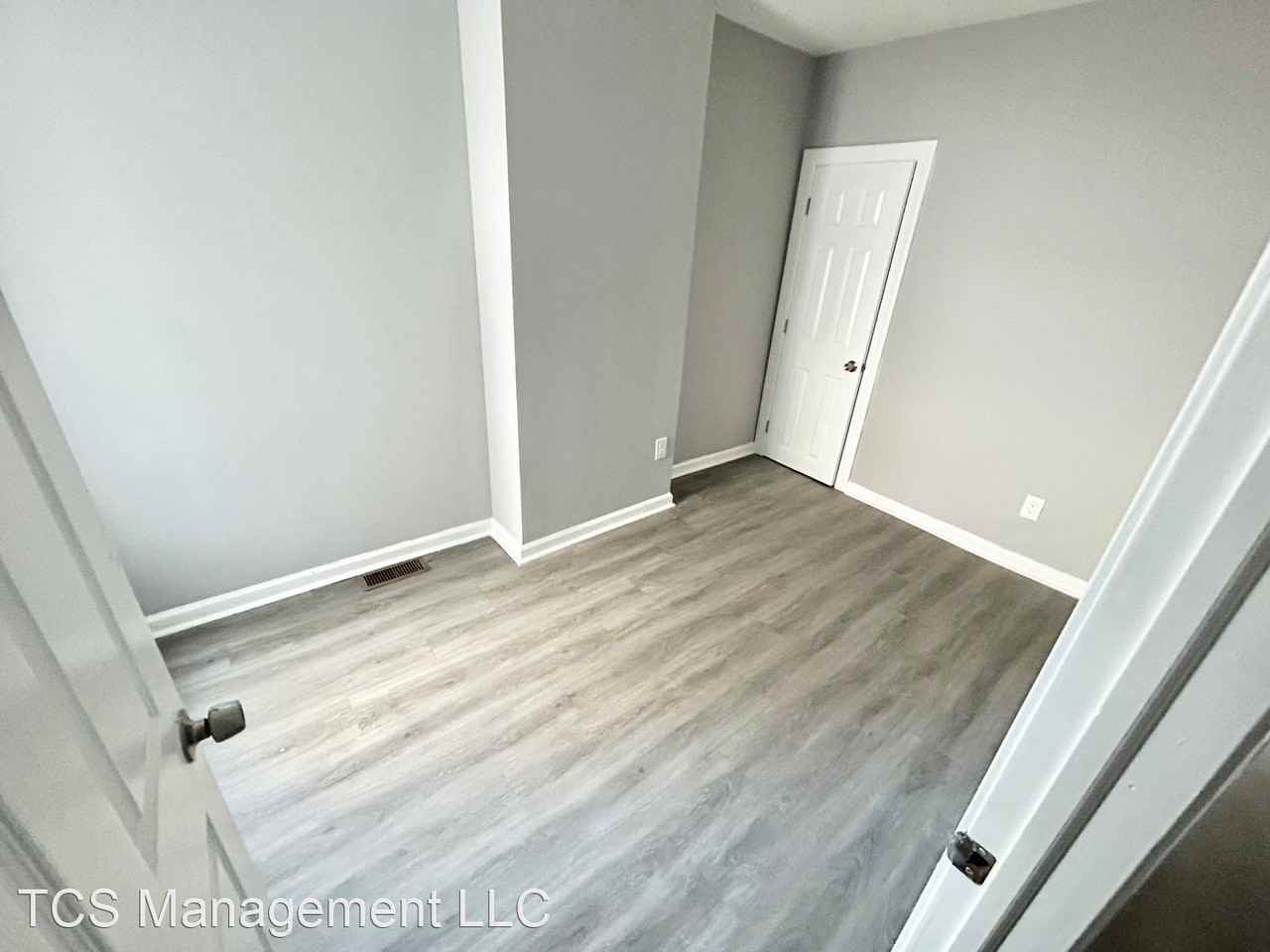 3957 Ogden St - Photo 3 of 8