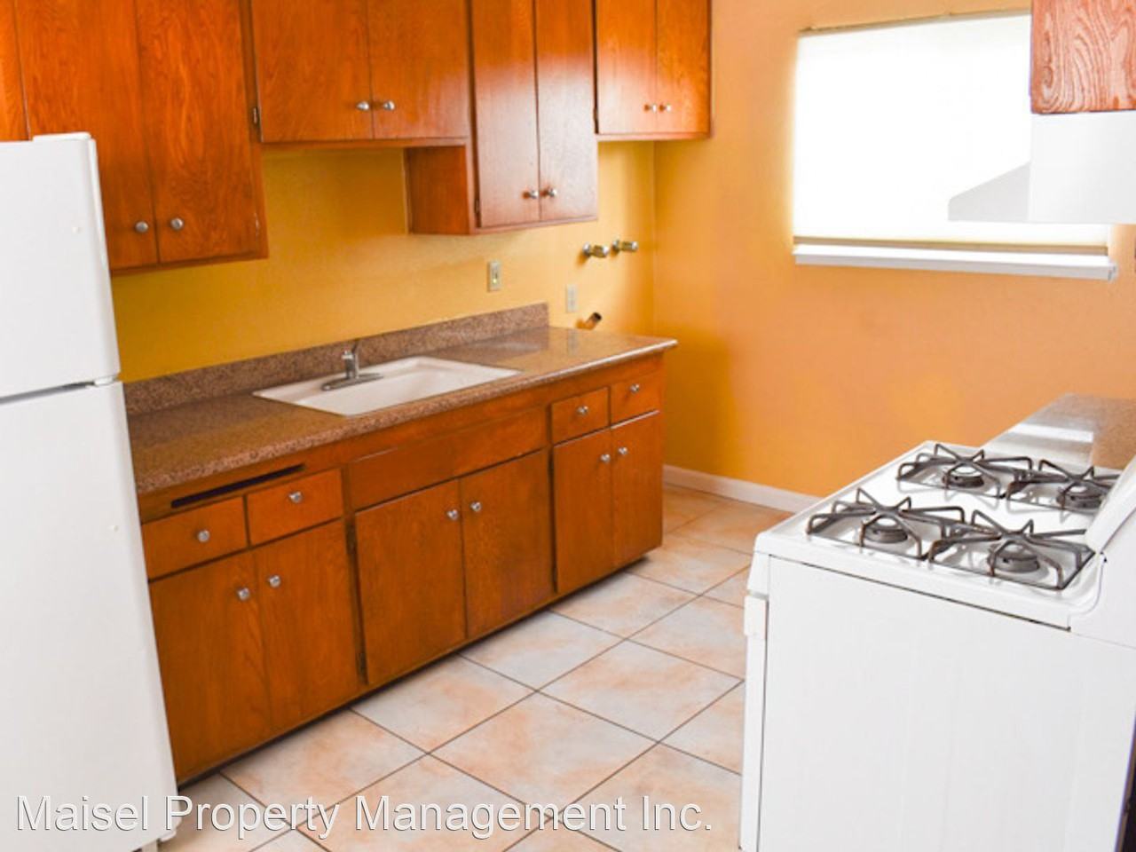 1638 99th Ave - Photo 3 of 11