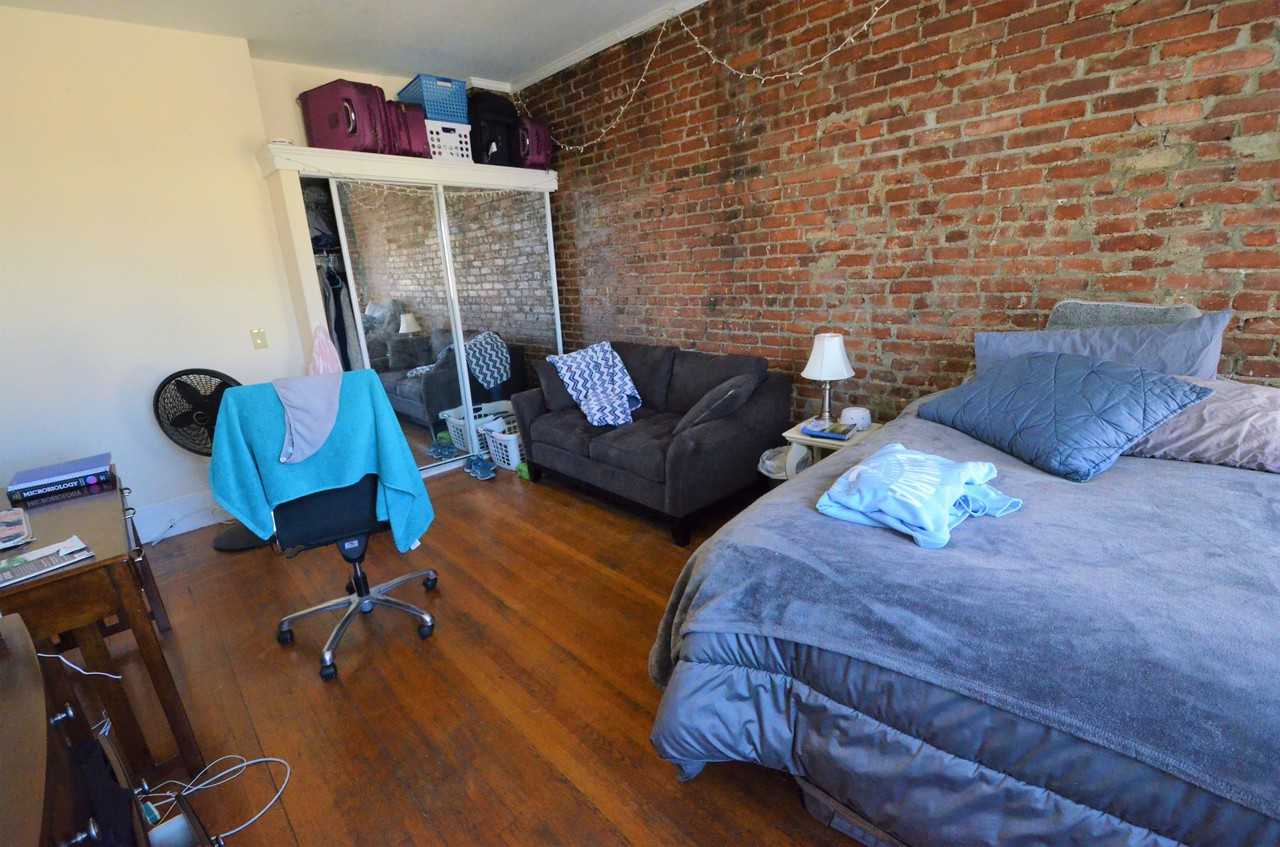 Hemenway St #16 - Photo 2 of 28