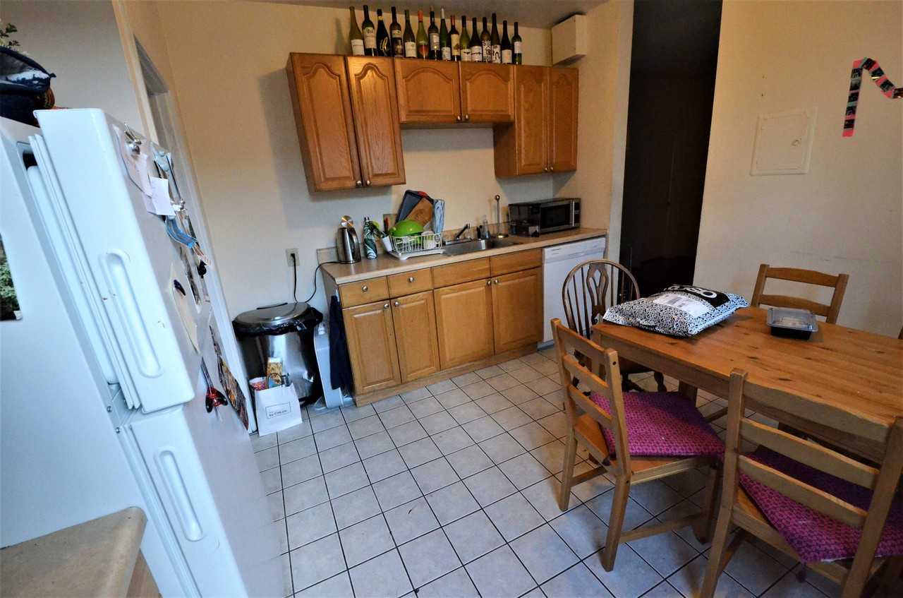 Hemenway St #16 - Photo 7 of 28