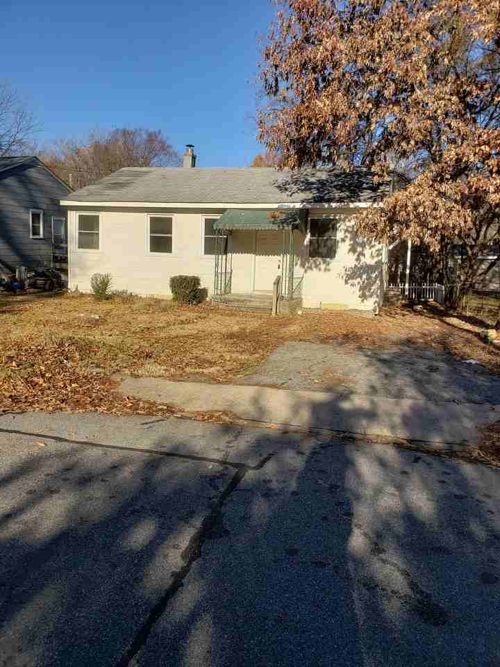 3403 Delancey Street - Photo 3 of 11