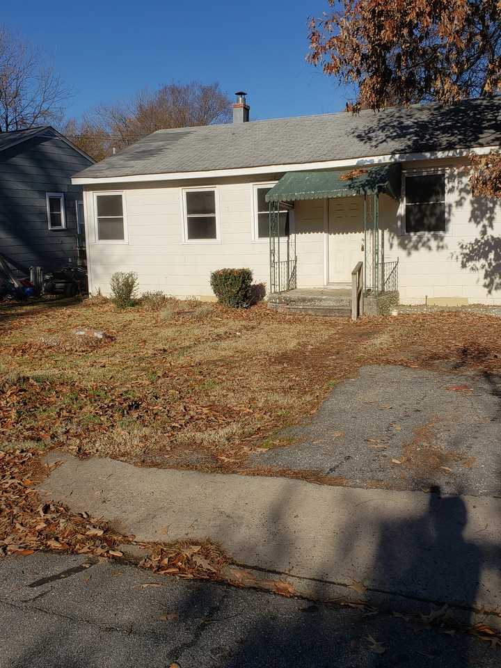 3403 Delancey Street - Photo 4 of 11