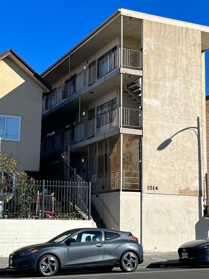 1514 International Blvd - Photo 3 of 4