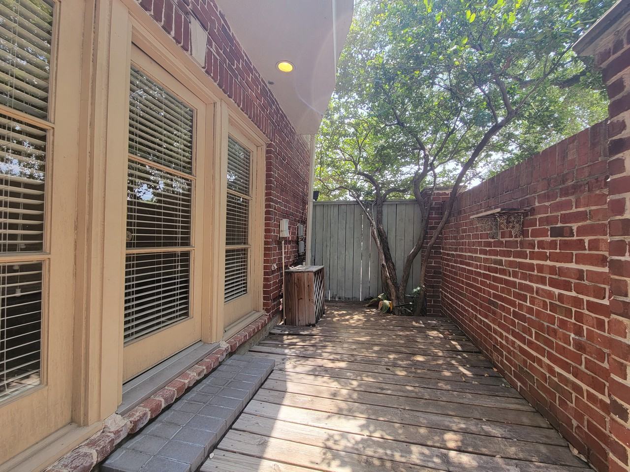 2508 South Blvd - Photo 6 of 15