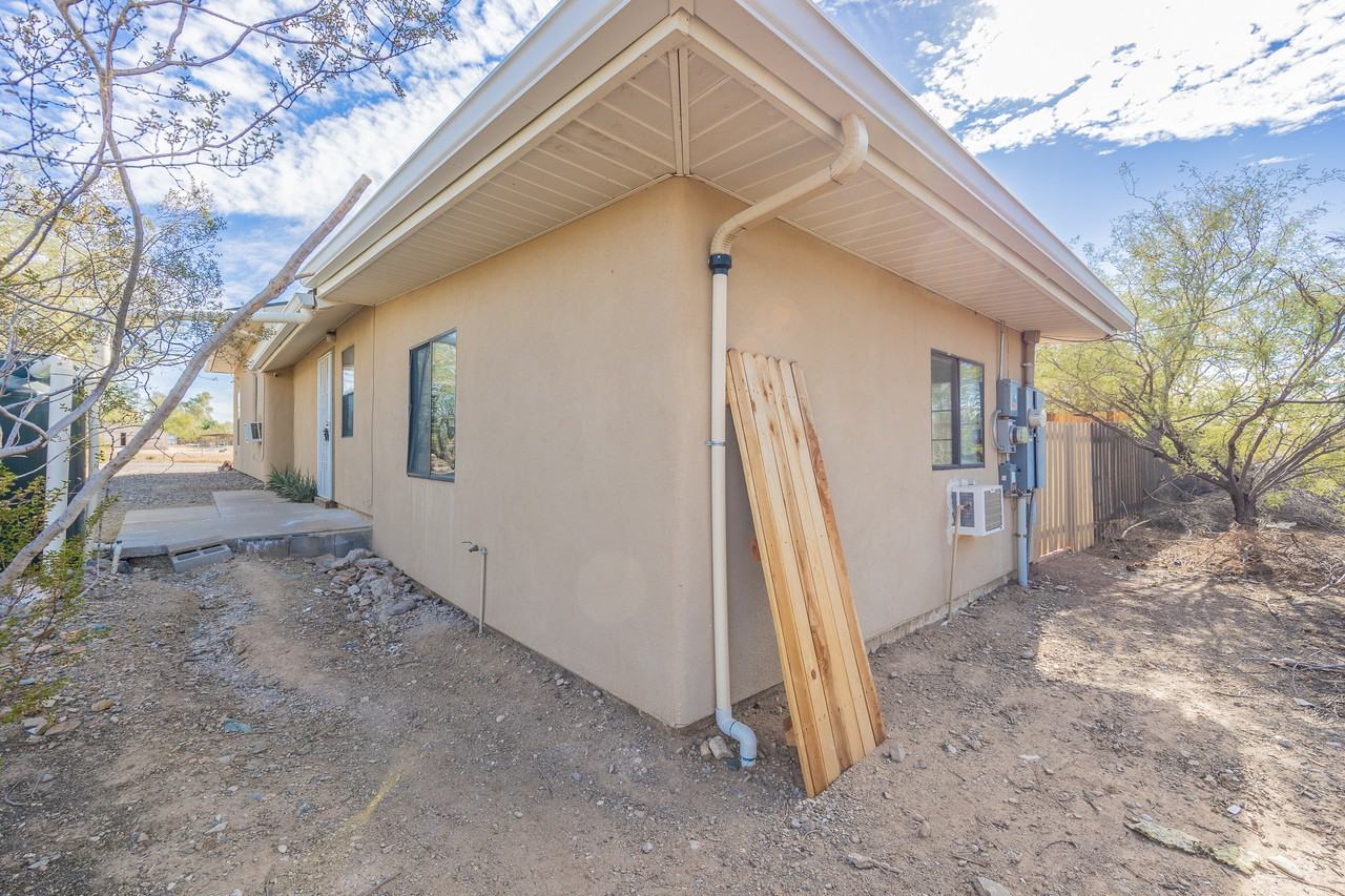 35033 N 12Th St - Photo 3 of 17