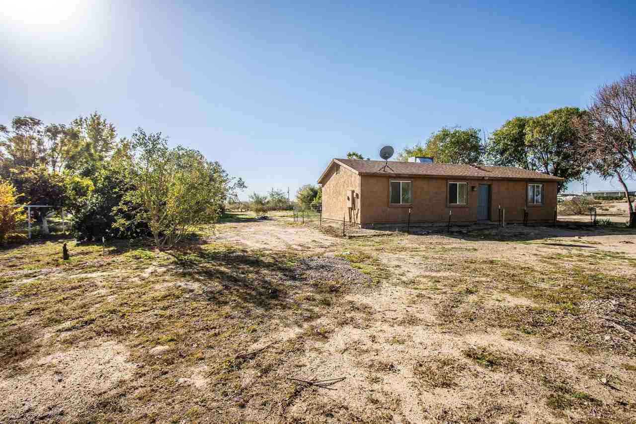 33147 W Van Buren St - Photo 2 of 22