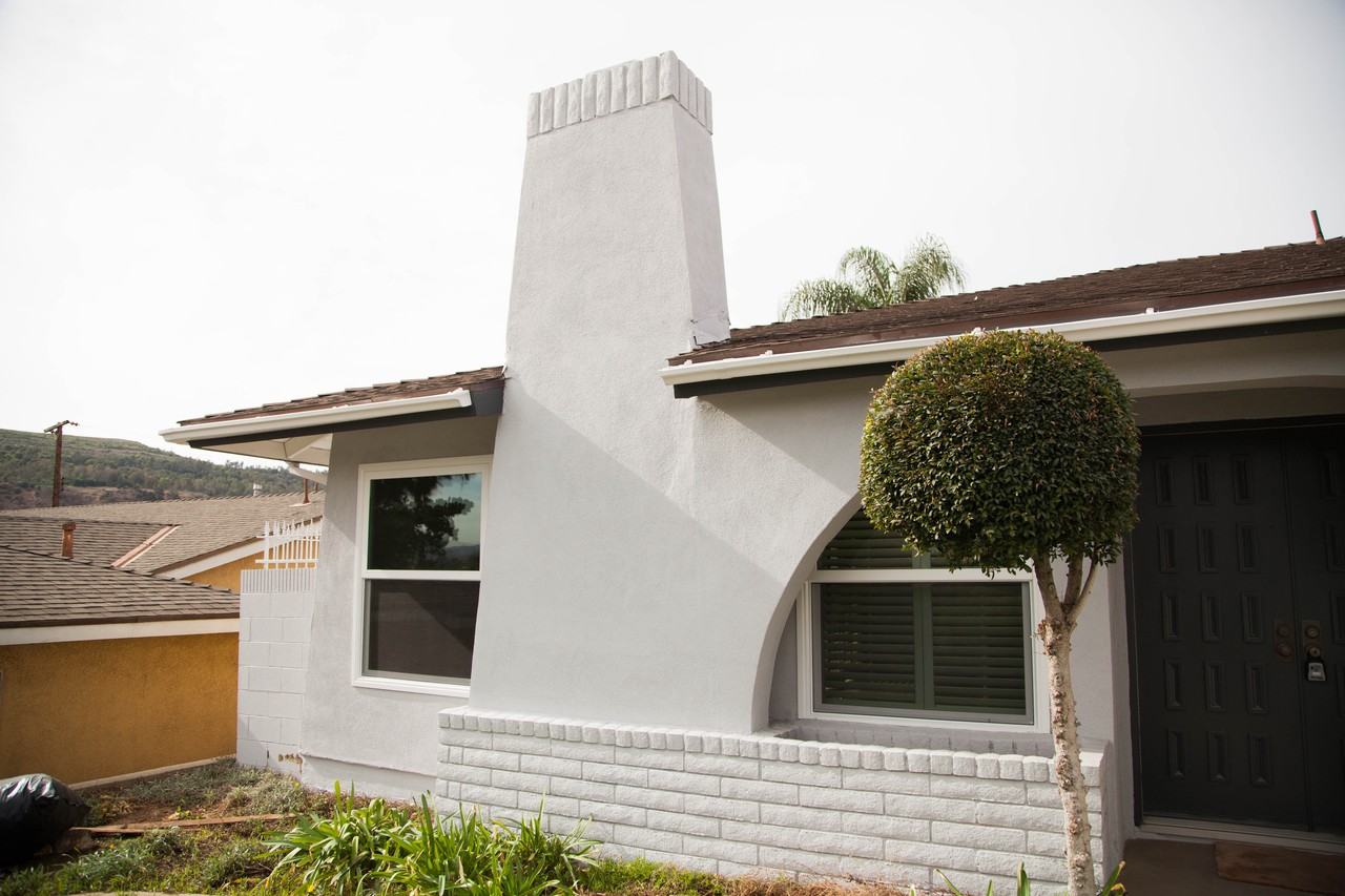 927 Redlen Ave - Photo 2 of 47