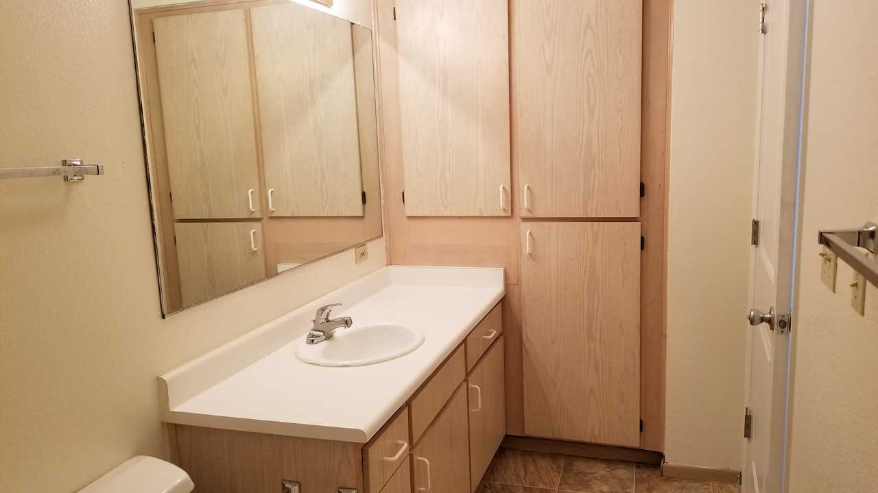 1620 Kellenbeck Ave - Photo 6 of 7