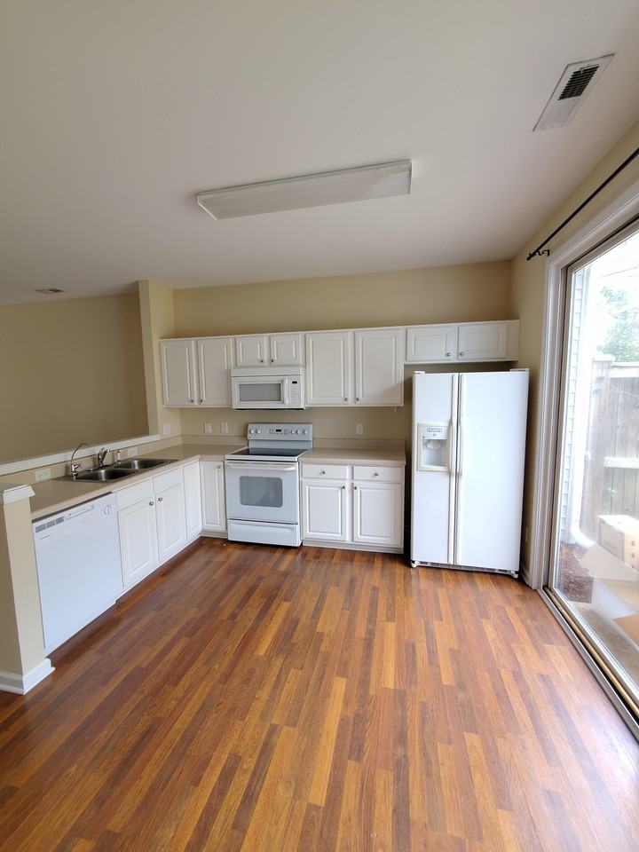 1729 Grace Brook Rd - Photo 7 of 16