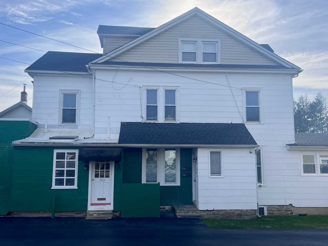 703 Bethlehem Pike - Photo 3 of 17