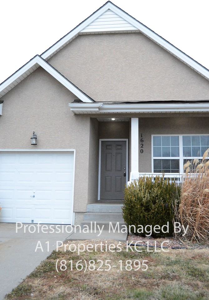 1620 Ridgeway Dr - Photo 2 of 33
