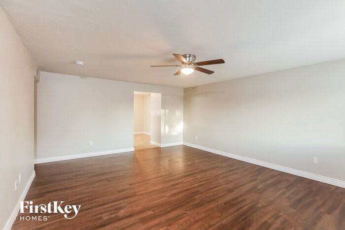 13032 N 37th Way - Photo 3 of 15