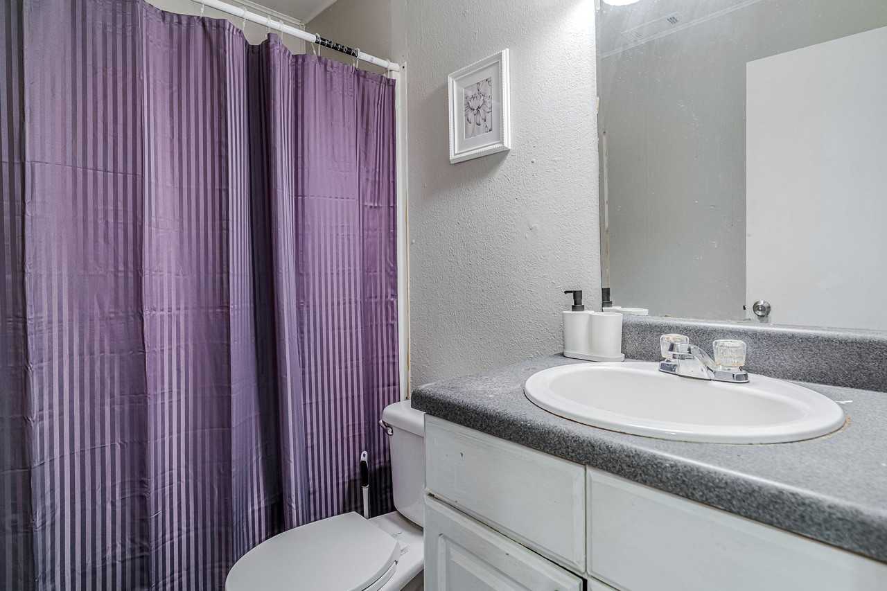 Bandera Dr - Photo 3 of 13