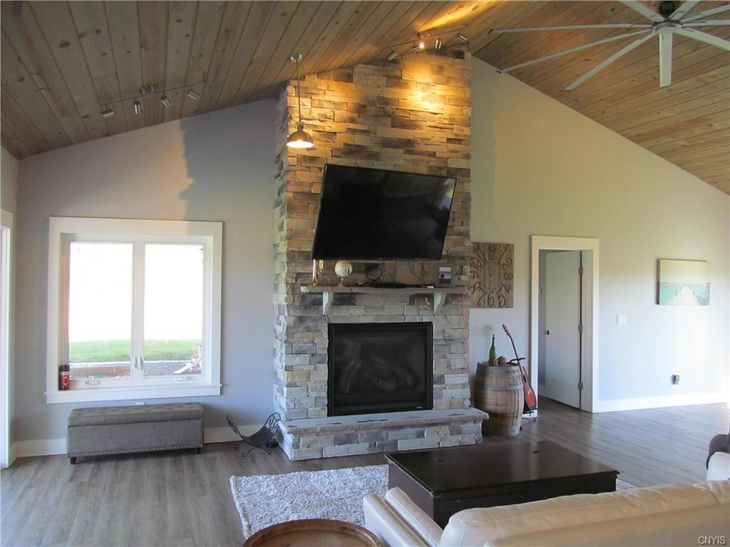 7587 State Route 31 - Photo 2 of 18