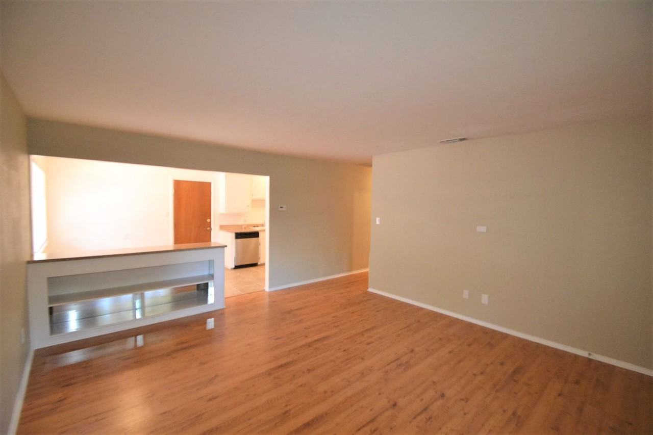 232 Schuerle St - Photo 2 of 11