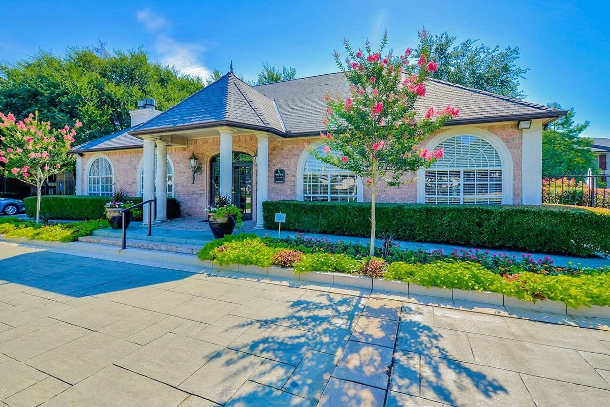 4500 Pear Ridge Dr
