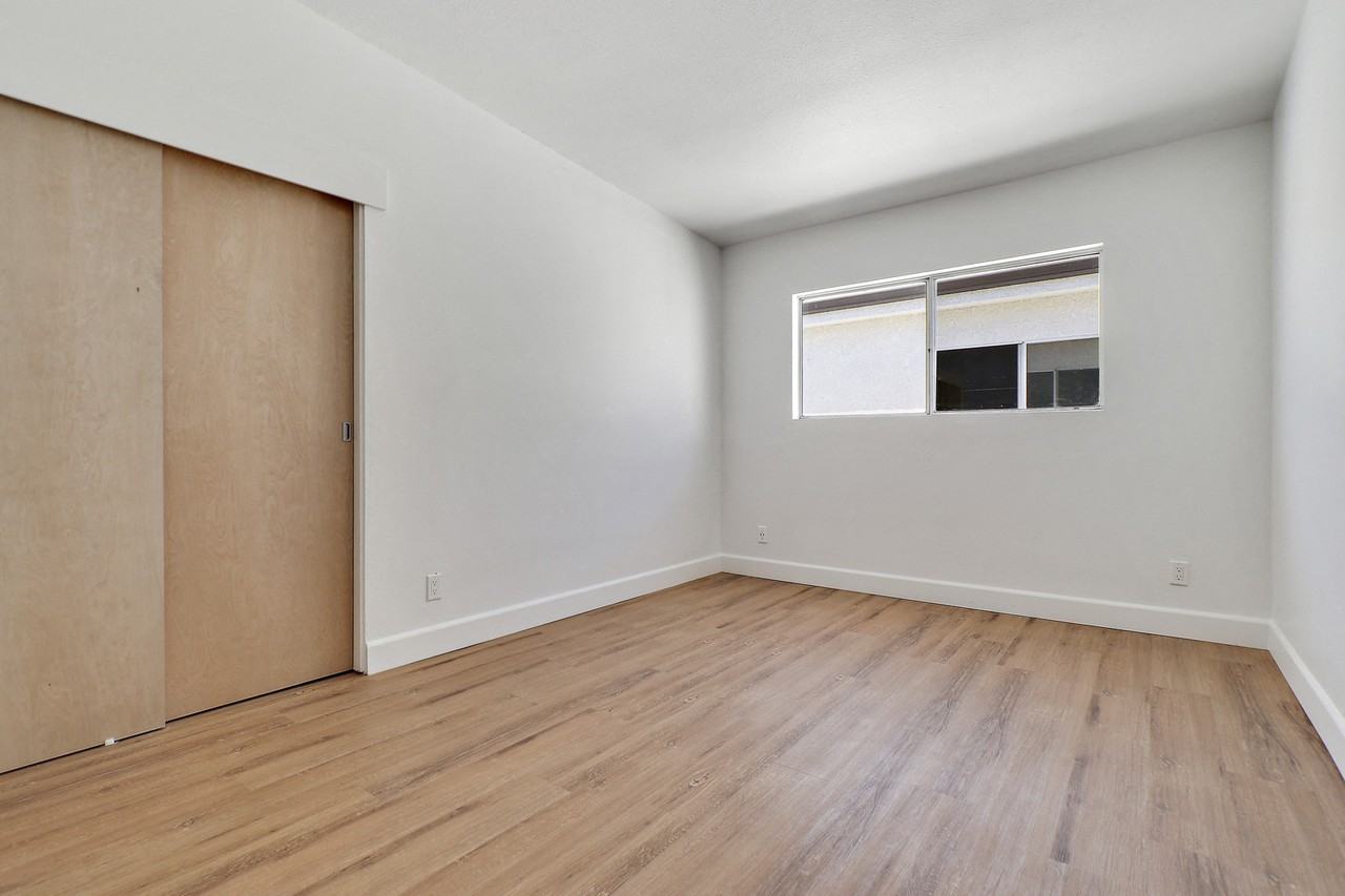 Moxie + Clover - Photo 7 of 54