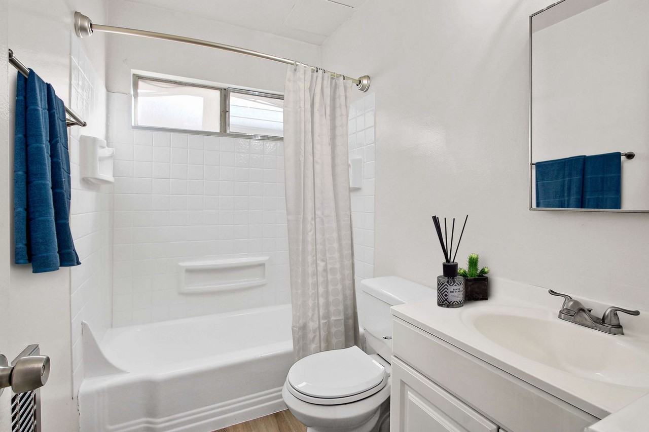 Vinton Apartments - Photo 7 of 11