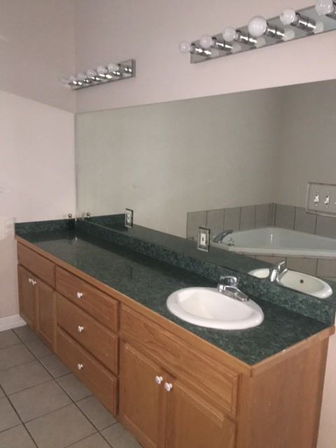 1233 Port Arthur Ter #1 - Photo 2 of 2