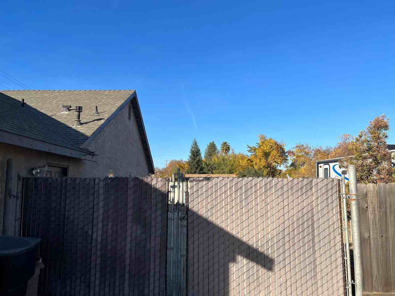 686 Millbrook St #1 - Photo 3 of 24