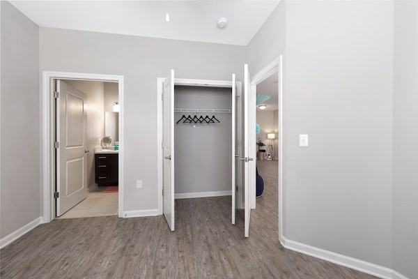 The Pointe at Crestmont Apartments 5602 Selinsky Rd, Houston, TX