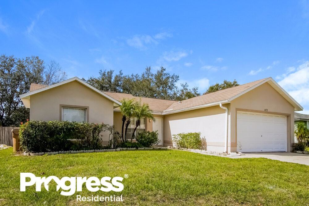 10733 Siena Dr - Photo 3 of 16