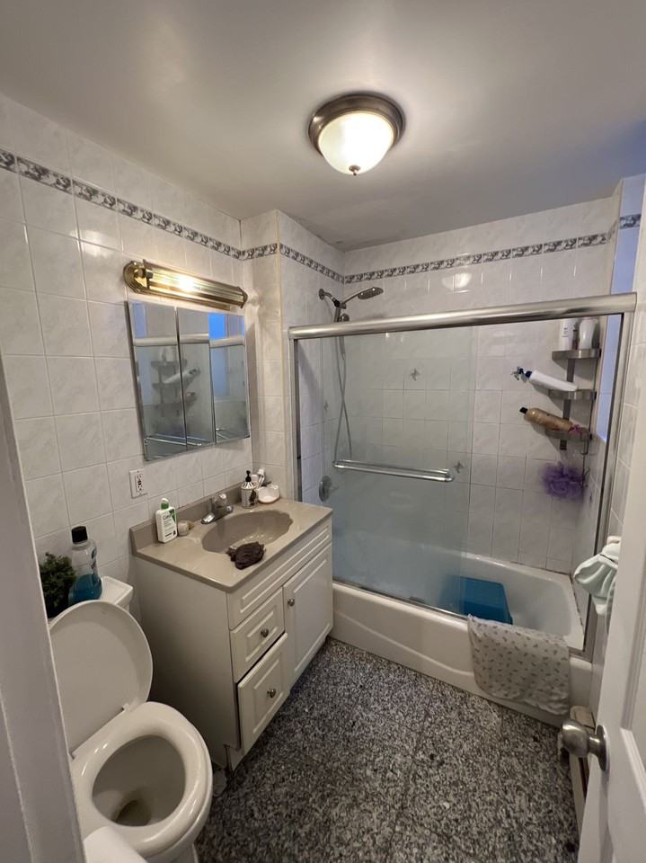 6907 11th Avenue 1F - Photo 2 of 13